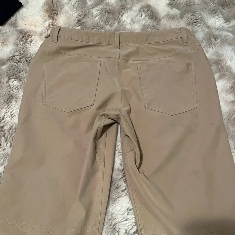 Lululemon pants - Picture 3 of 7